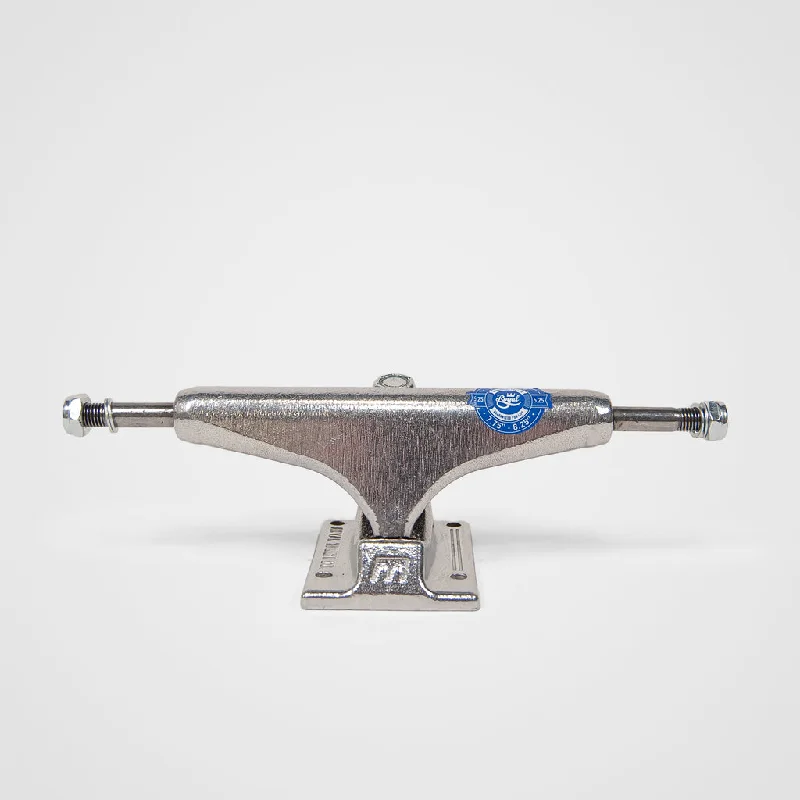 Royal Trucks - (Single) 5.25 Standard Skateboard Truck - Raw